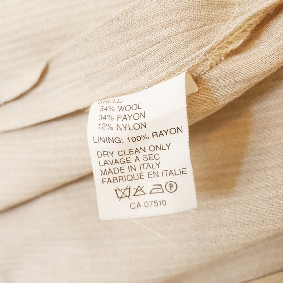 Giorgio Armani Collezioni Unstructured Sportcoat - Picture 8 of 8